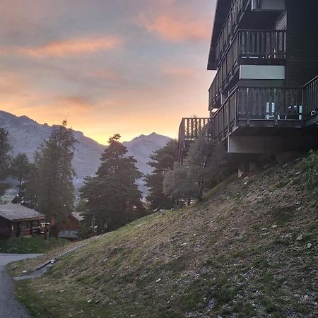 Appartement 4 A 6 Personnes - Chalets D'Aurouze - La Joue Du Loup เลอเดโวลุย ภายนอก รูปภาพ