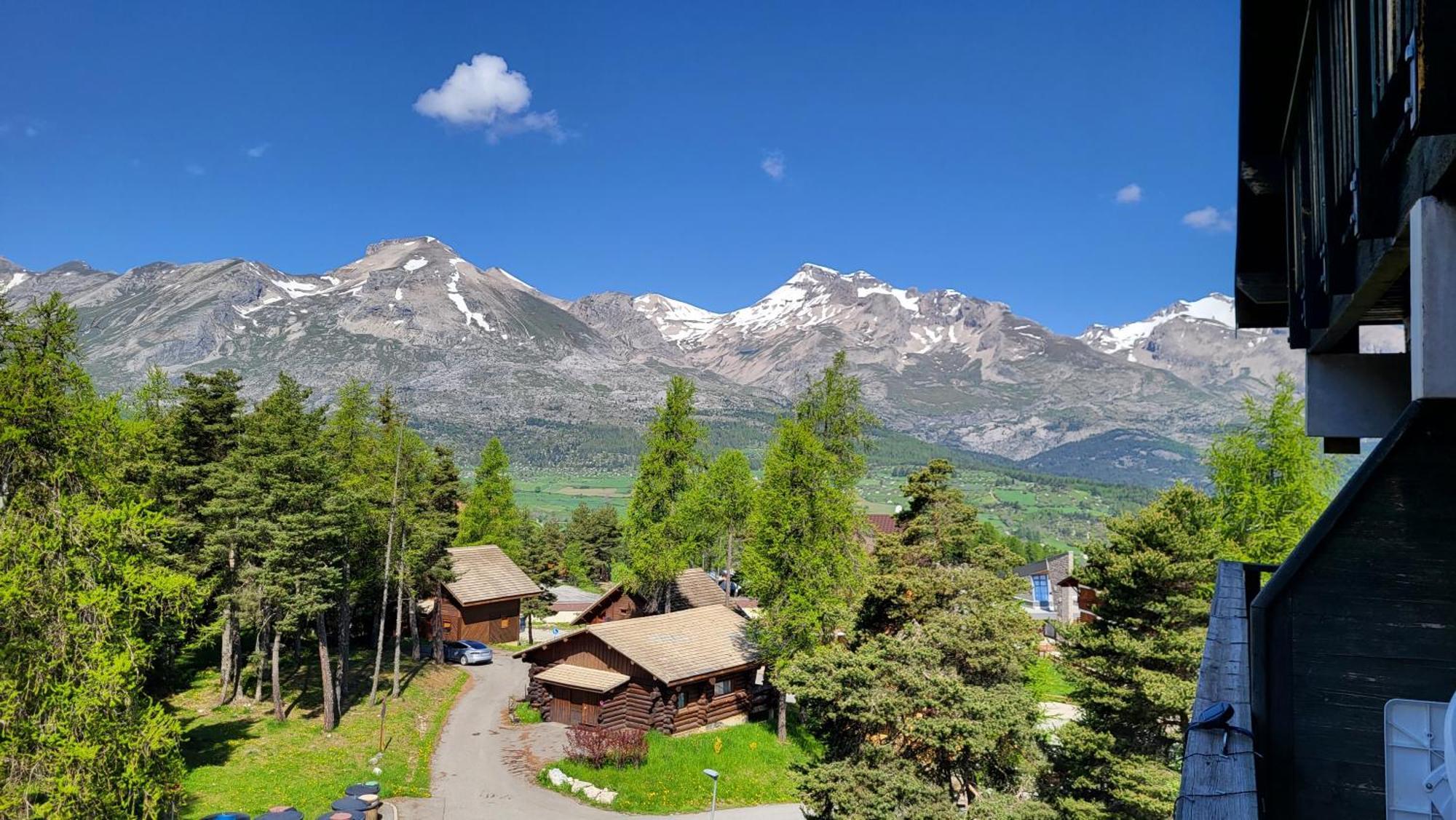 Appartement 4 A 6 Personnes - Chalets D'Aurouze - La Joue Du Loup เลอเดโวลุย ภายนอก รูปภาพ